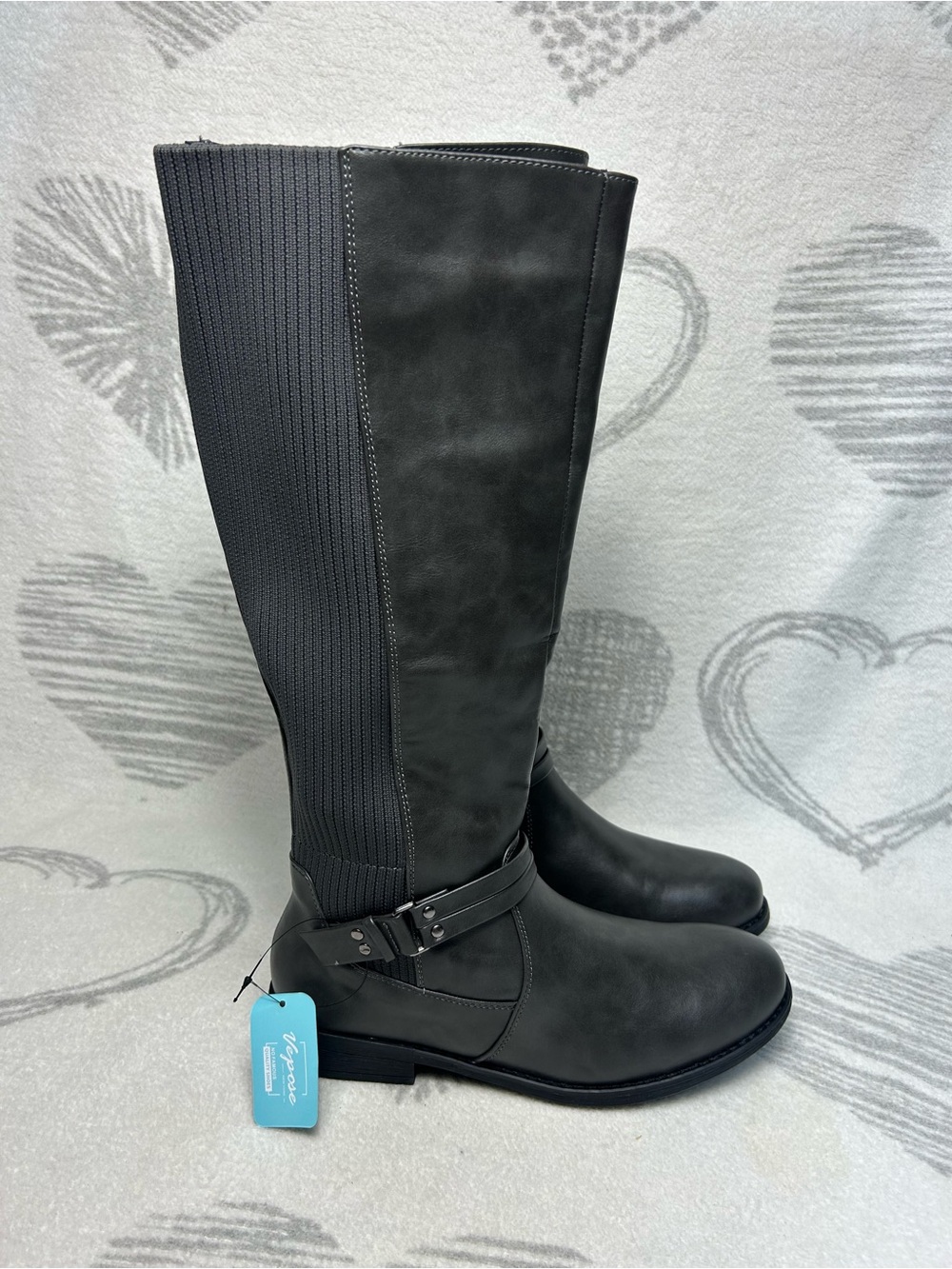 NWT Vepose grey boots Sz 9.5
